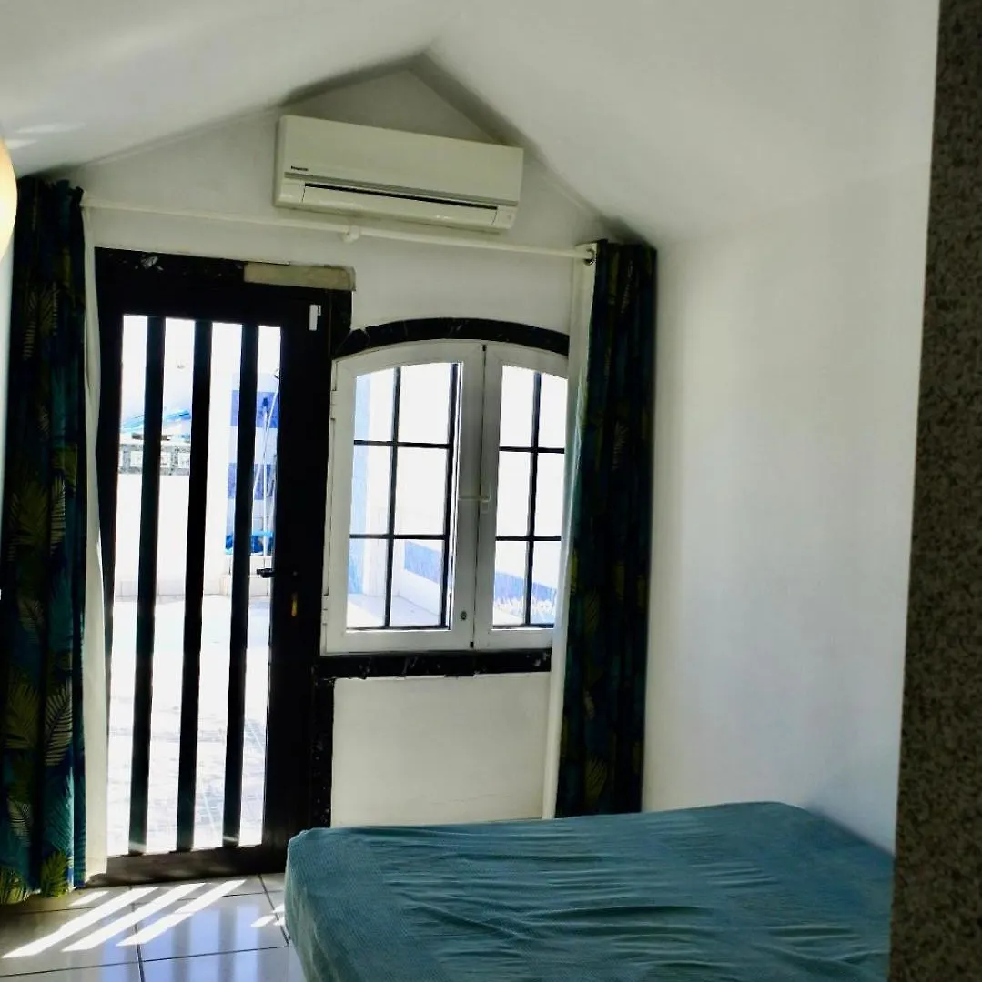 Villa Rosa Tias 0*,