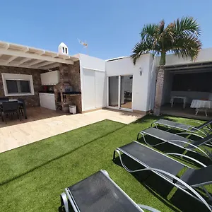  Villa Aries